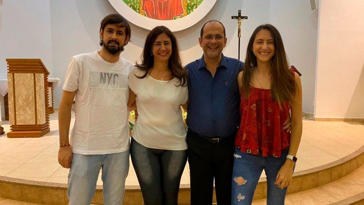 Brasileiros do Encontro de Casais com Cristo participam do Fórum Amoris laetitia